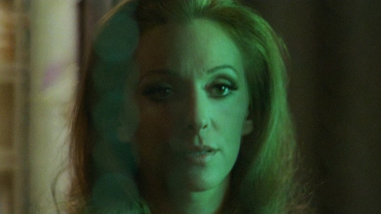 кадр из фильма Все оттенки тьмы