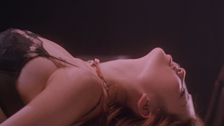 кадр из фильма 禁室培慾之愛的俘虜