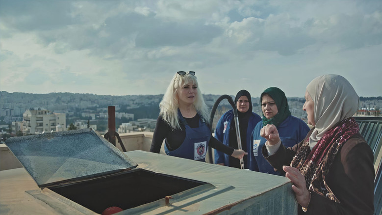 кадр из фильма Waterproof