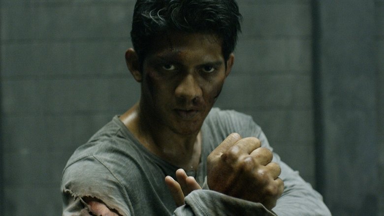 кадр из фильма Рейд: Пуля в голове