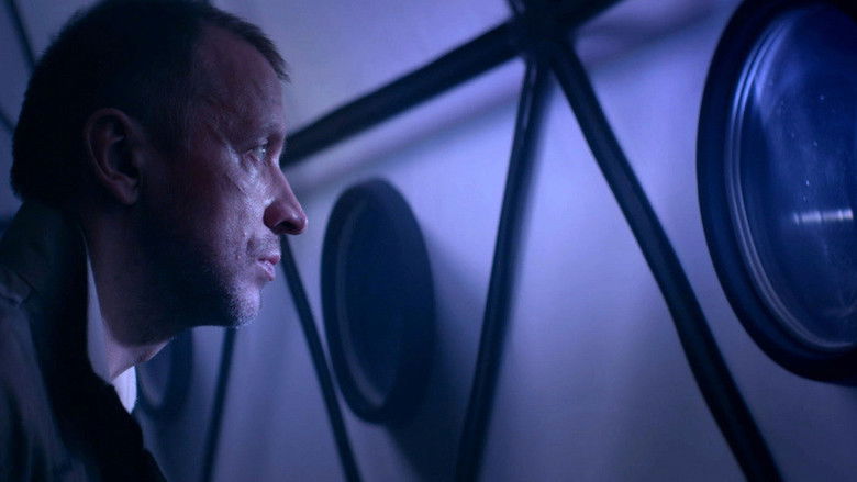 кадр из фильма Пришелец