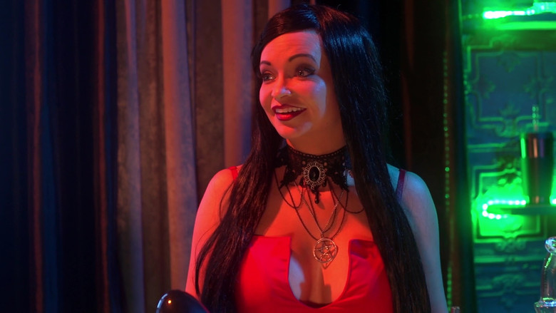 кадр из фильма Evil Bong 666