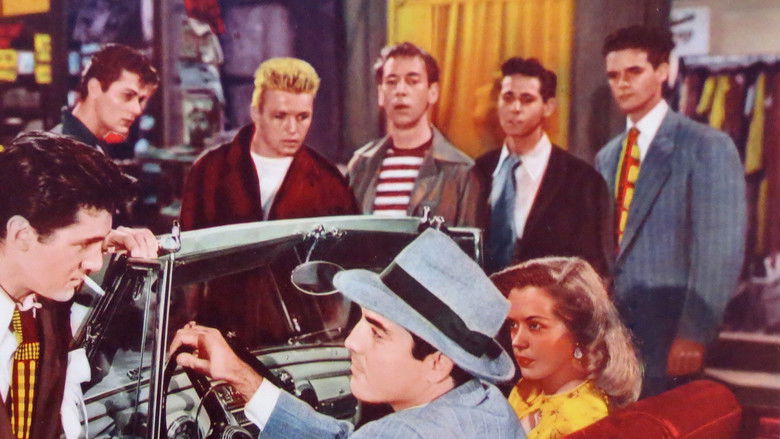 кадр из фильма City Across the River