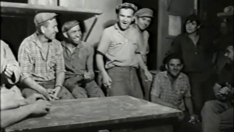 кадр из фильма Мангышлак. Начало пути