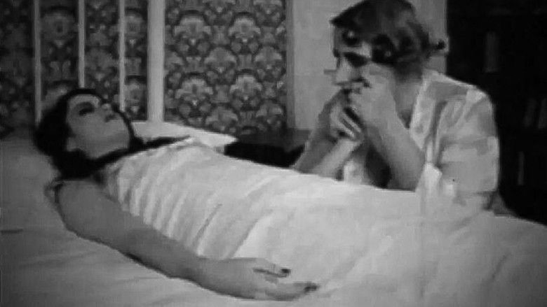 кадр из фильма In the Darkroom