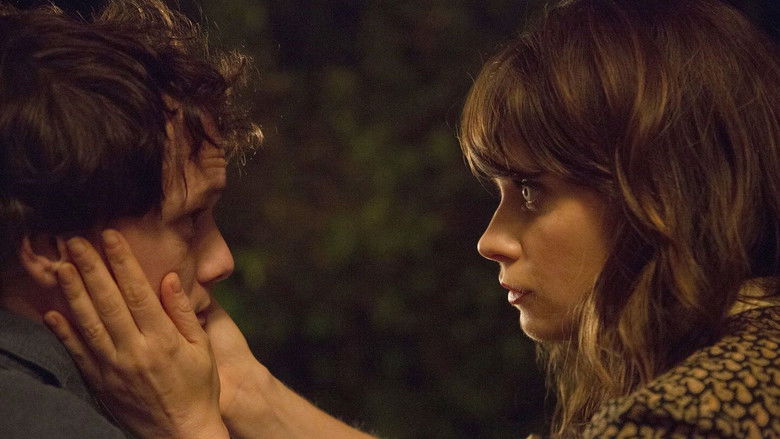 кадр из фильма Неровная земля