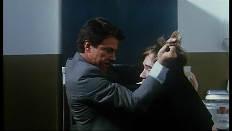 кадр из фильма Убийца полицейских