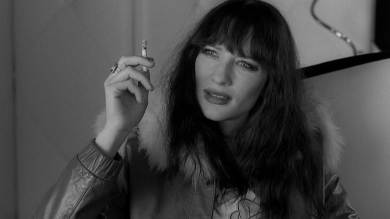 кадр из фильма Кофе и сигареты