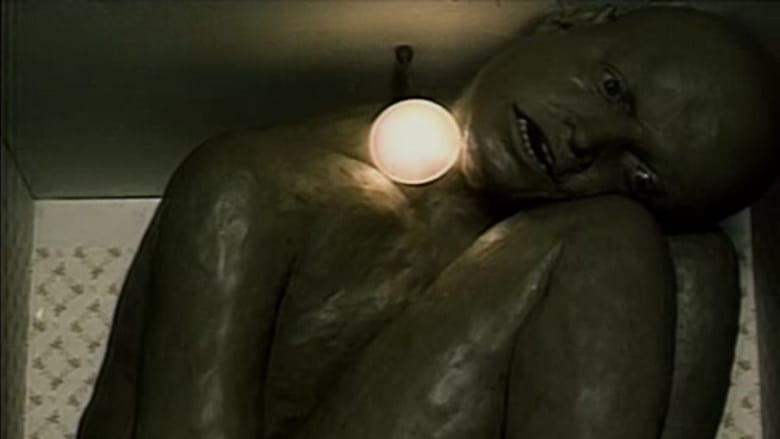 кадр из фильма Тьма/Свет/Тьма