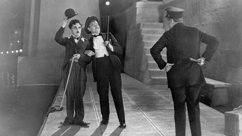 кадр из фильма Огни большого города