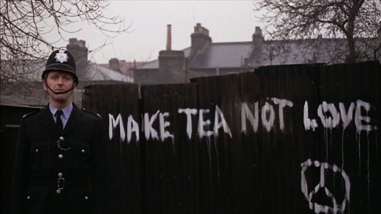 кадр из фильма А теперь нечто совсем иное