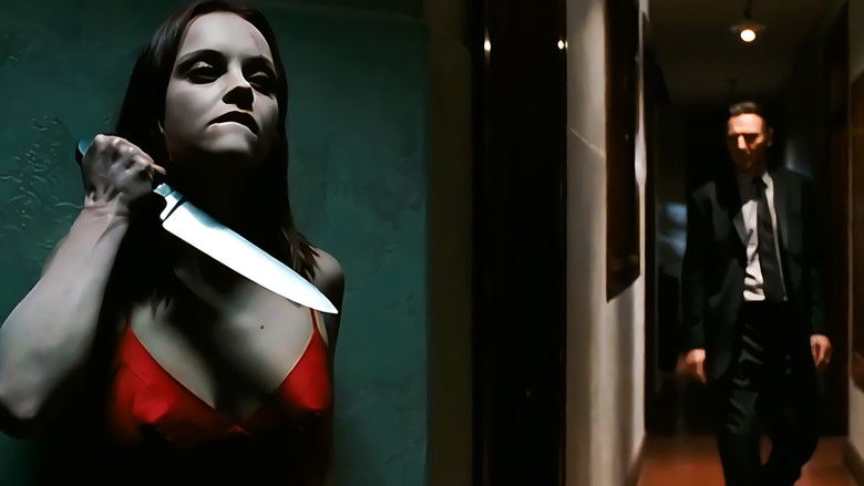 кадр из фильма Жизнь за гранью