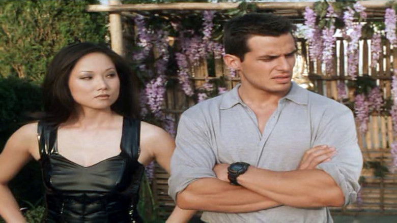 кадр из фильма The Chaos Factor