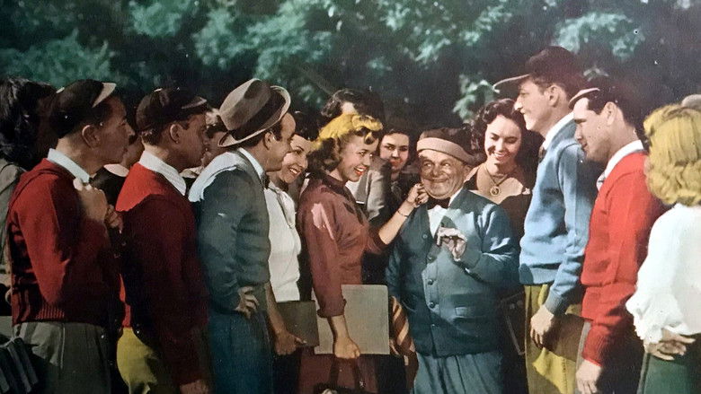 кадр из фильма Hold That Line