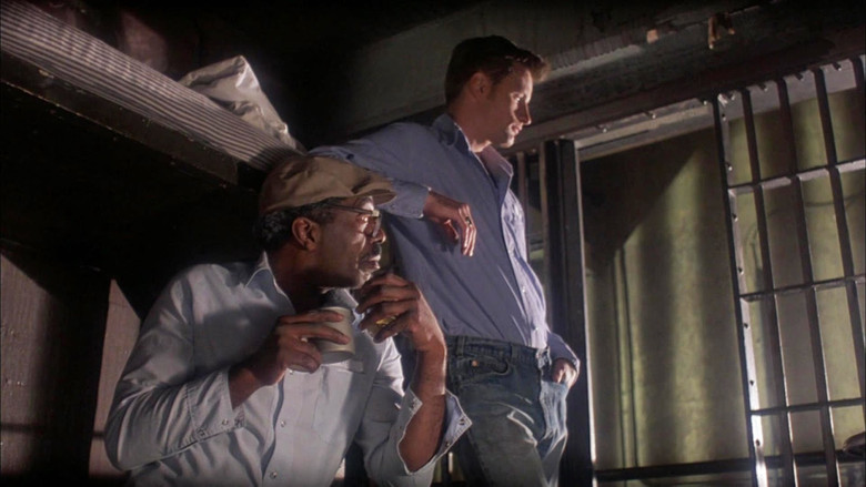 кадр из фильма Тюрьма