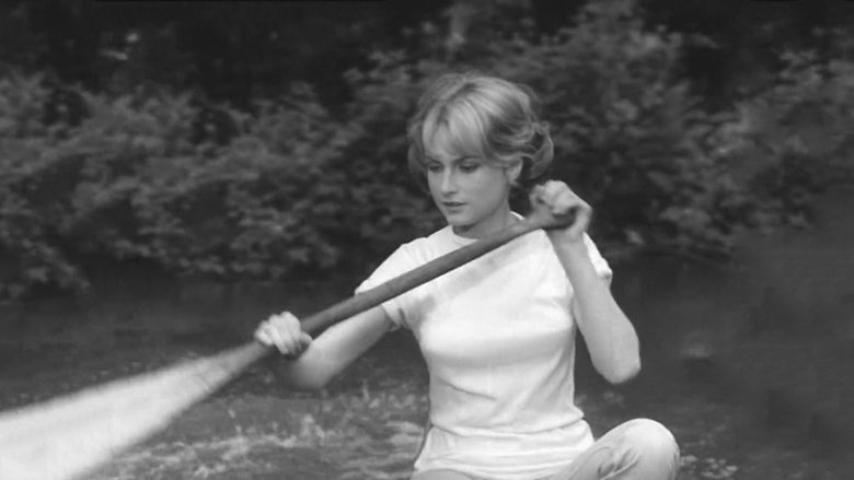 кадр из фильма Une balle dans le canon