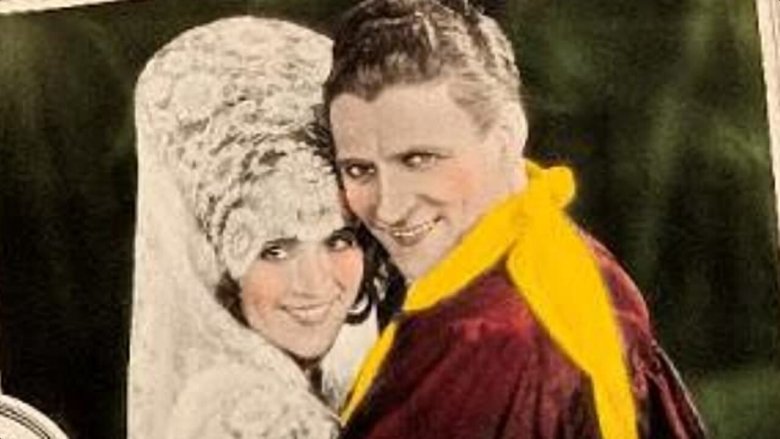 кадр из фильма Hands Across the Border