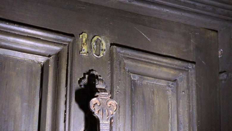 кадр из фильма Риллингтон Плейс, дом 10