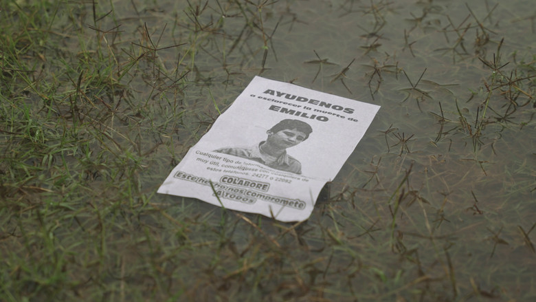 кадр из фильма La Muerte sin Tiempo de Emilio Blanco