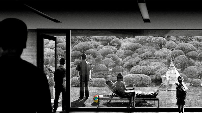 кадр из фильма Паразиты