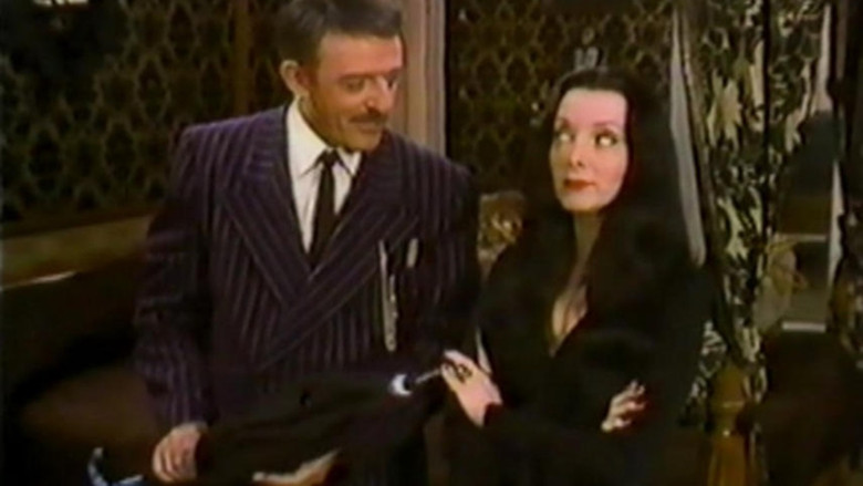 кадр из фильма Halloween with the New Addams Family