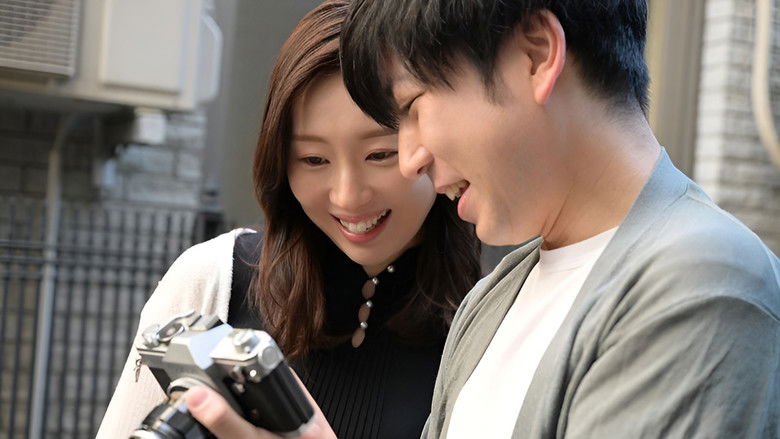 кадр из фильма ヌードモデルNTR 上司と羞恥に溺れた妻の衝撃的浮気映像