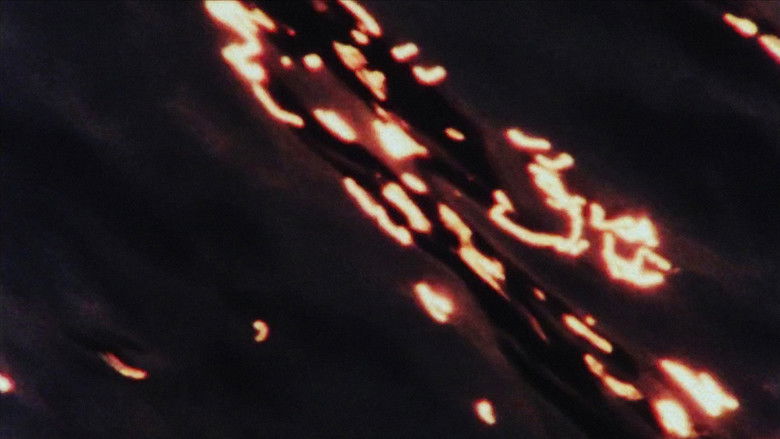 кадр из фильма L'Eau de la Seine