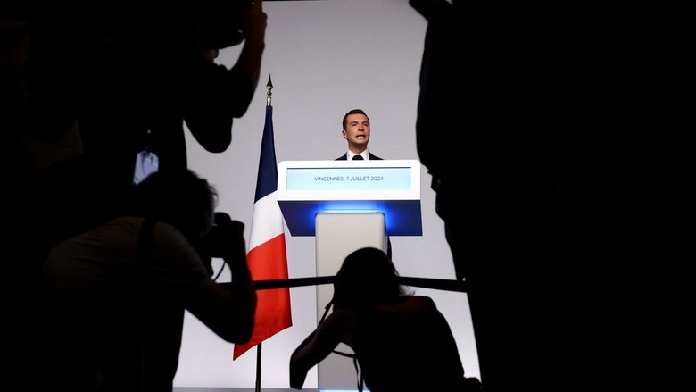 кадр из фильма Un an avec Jordan Bardella