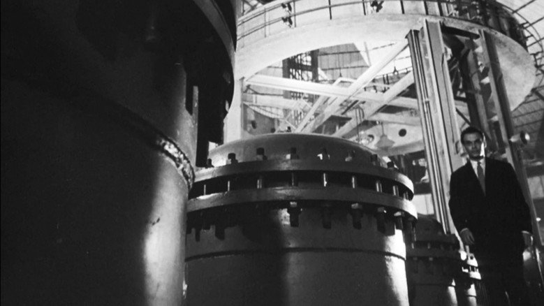 кадр из фильма Девять дней одного года