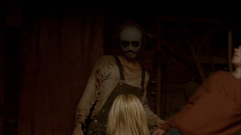 кадр из фильма Под маской: Восхождение Лесли Вернона