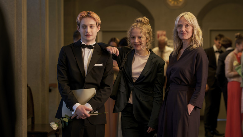 кадр из фильма Die Ältern