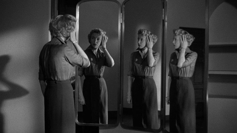 кадр из фильма Дженнифер