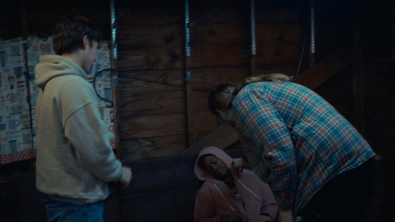 кадр из фильма We'll Keep It Down