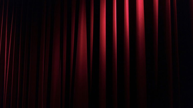 кадр из фильма Crimson Unveiled