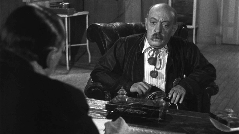 кадр из фильма Кнок