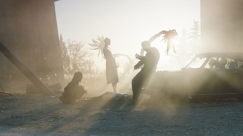 кадр из фильма Узники страны призраков