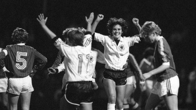 кадр из фильма Mädchen können kein Fußball spielen