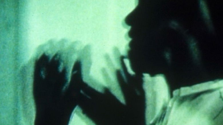 кадр из фильма Hand Tinting