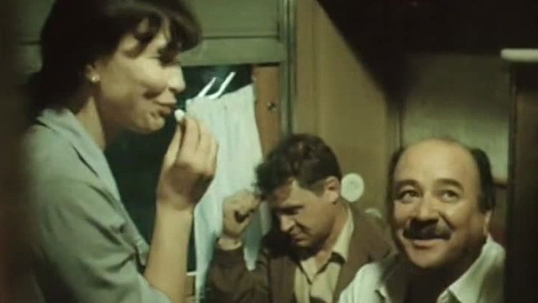 кадр из фильма Дополнительный прибывает на второй путь