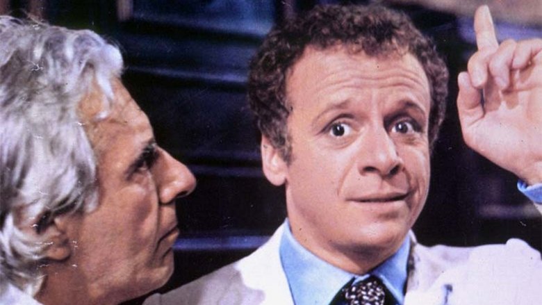 кадр из фильма Настолько раздеты, что никакого стыда...