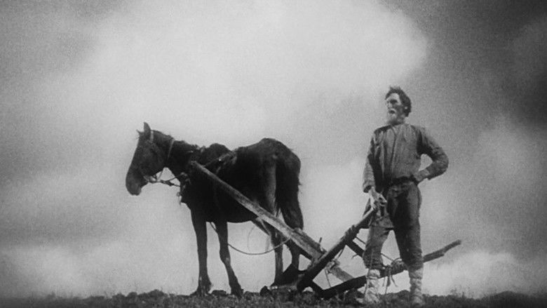 кадр из фильма Старое и новое