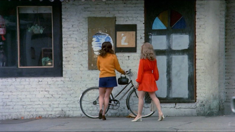 кадр из фильма The Sexualist