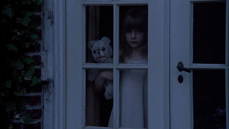 кадр из фильма В ночной тиши