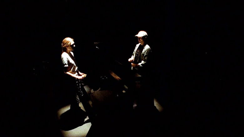 кадр из фильма Истекающий кровью