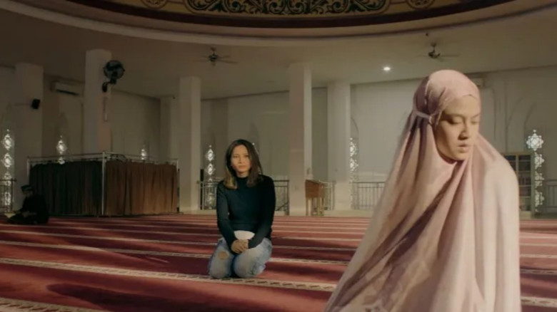 кадр из фильма Air Mata Mualaf