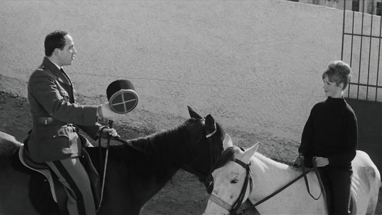 кадр из фильма Tire-au-flanc 62