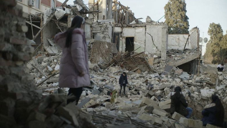 кадр из фильма Böyük qırmızı ev