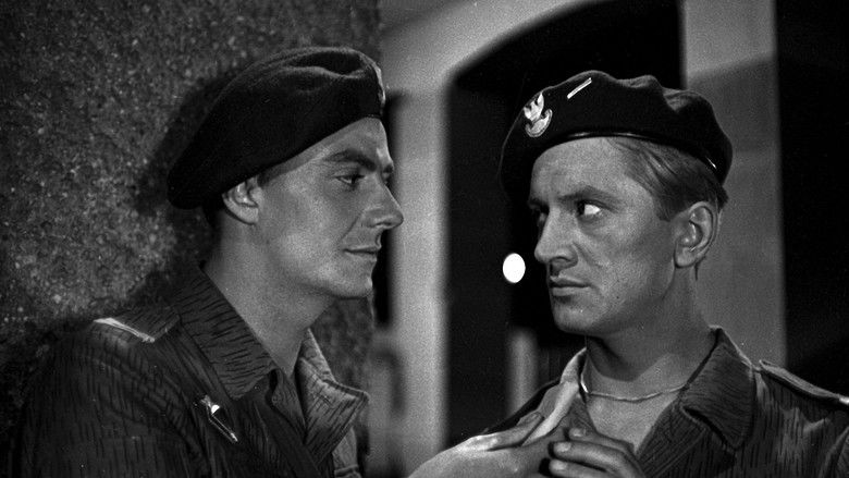 кадр из фильма Красные береты