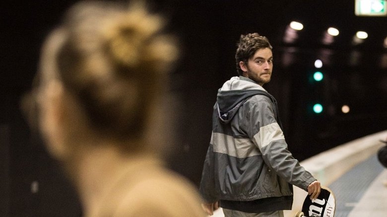 кадр из фильма Birdie