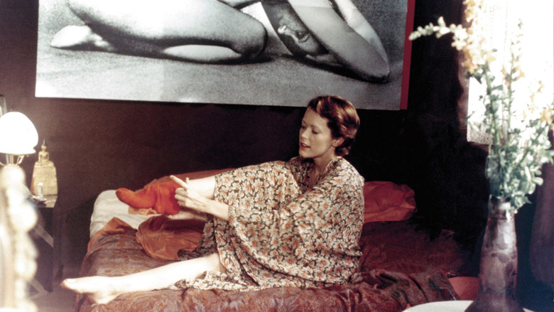 кадр из фильма Эммануэль